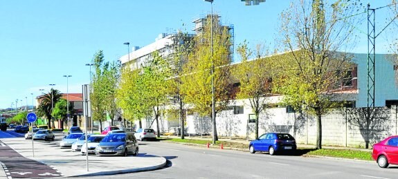 La Avenida del Deporte, en una imagen de archivo, a su paso junto a las Instalaciones Nando Yosu.