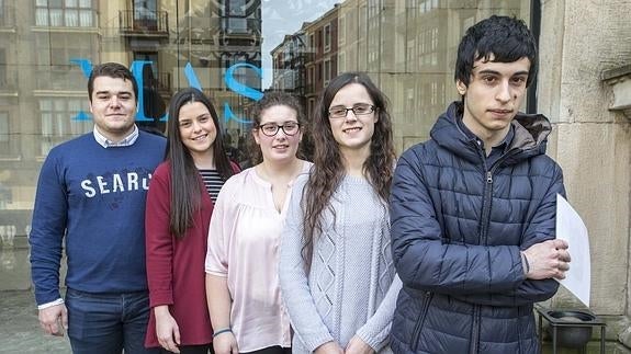 Alumnos Giat IES Peñacastillo que organizarán una ruta por la ciudad en colaboración con el MAS.