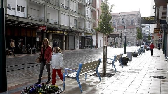 La calle Ceferino Calderón tras las obras de peatonalización