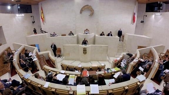 El PP critica que los pagos a proveedores del Gobierno se han retrasado un 30%