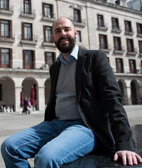 El candidato a la Secretaría de Podemos, en la Porticada. 