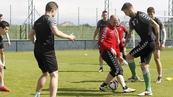 Entrenamiento con intensos partidillos