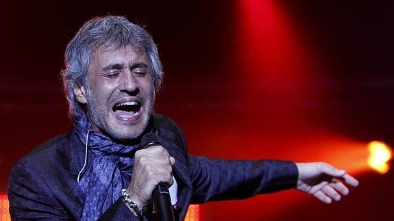 "La música no deja de ser un caparazón donde te refugias"