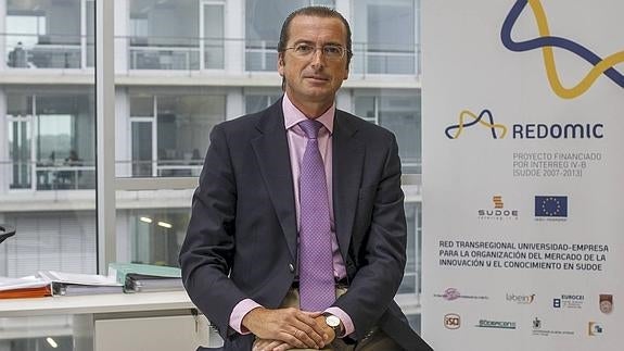 Jesús de las Cuevas posa en su despacho en Sodercán, en una foto de archivo.