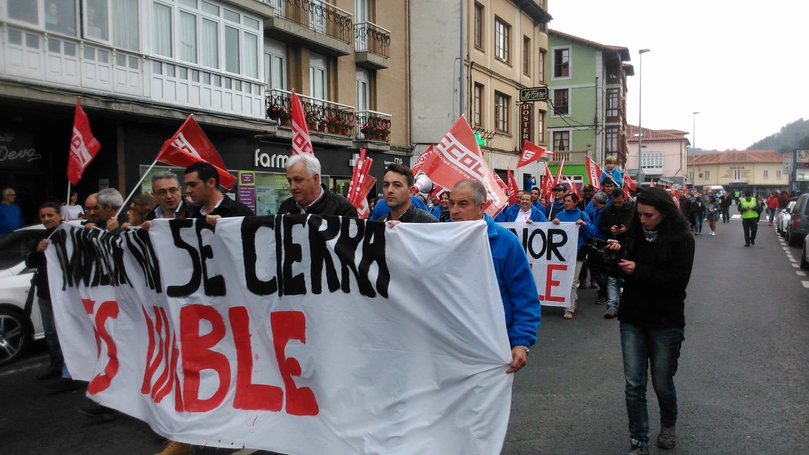 Un momento de la manifestación, celebrada en Pesués.