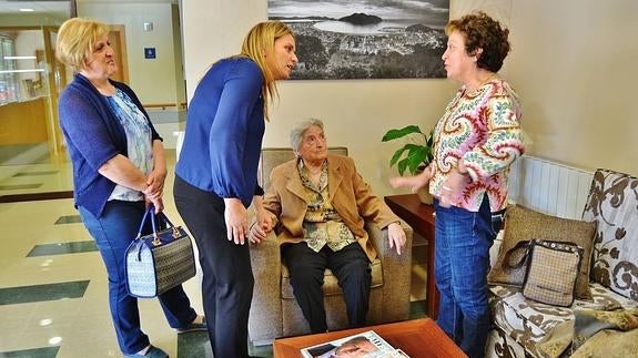 Josefa Fernández, una de las primeras residentes de la nueva instalación