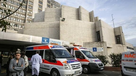 Los pacientes serán recogidos en la Residencia y trasladados hasta la entrada de las Tres Torres o de Urgencias de Valdecilla.