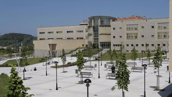 La Escuela Politécnica de Ingeniería de Minas es la sede de los cursos de verano en Torrelavega
