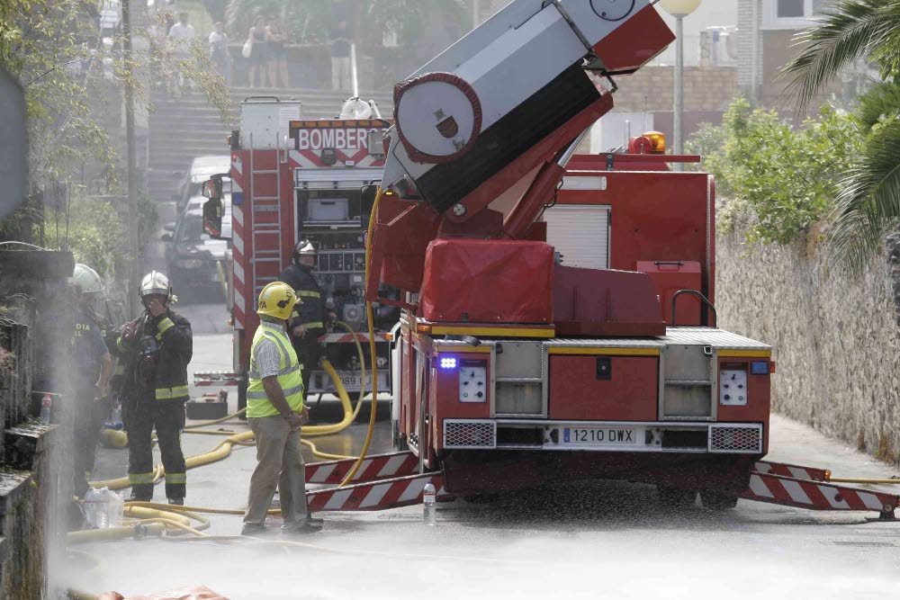 Bomberos de Castro en una imagen de archivo. 