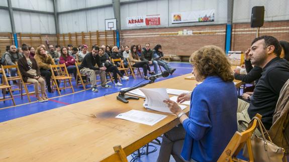 La asignación de los puestos de trabajo se realizó en Marina de Cudeyo por medio de un sorteo público.