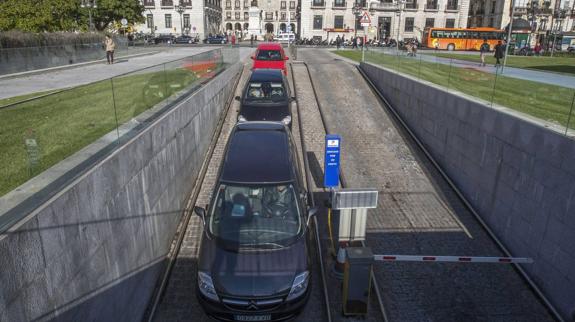 La quiebra de la concesionaria permite aparcar gratis en Alfonso XIII por unos días