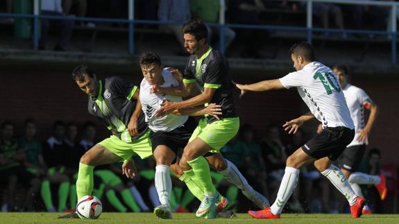 El Racing, en el amistoso contra el Sestao