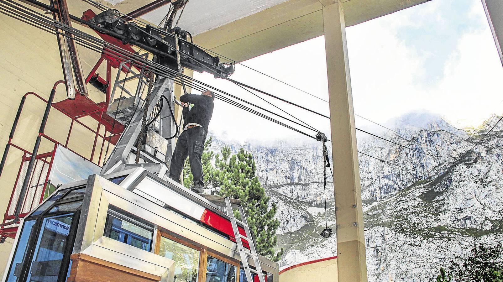 El teleférico acumulará un mes de parada.