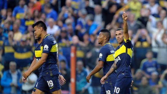 El ‘Apache’ Tévez deja Boca con rumbo a Shanghái.