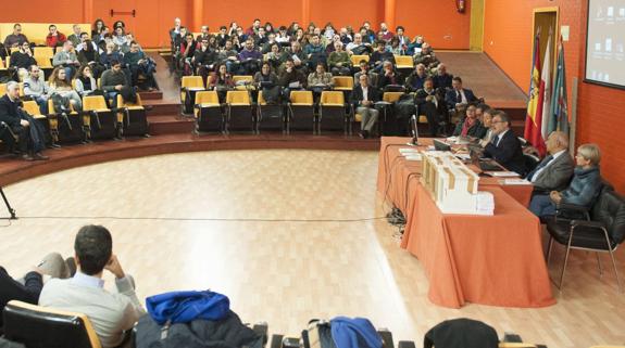 El Claustro Universitario de la UC, renovado tras las elecciones del pasado mes de noviembre, celebró ayer su primera sesión ordinaria de la nueva etapa.