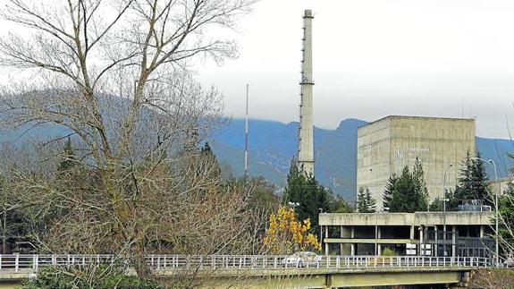 Central nuclear de Santa María de Garoña, en la provincia de Burgos, a cien kilómetros de Reinosa.