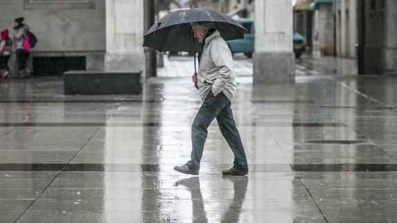 Cantabria estrena la primavera con la lluvia que le faltó al invierno