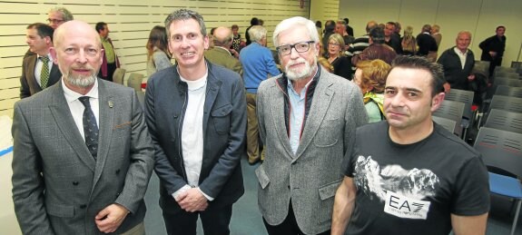 José Luis Ortiz, César Nates, Gerardo García-Castrillo y Nacho Basurto, ayer en la instalaciones de El Diario Montañés. 