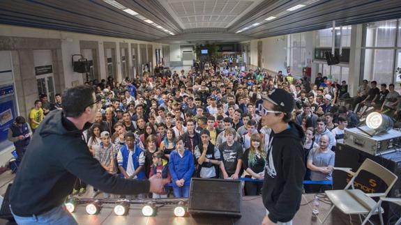 El rap y el ‘freestyle’ ganan cada día más adeptos en Cantabria.