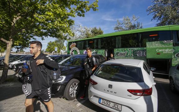 La expedición racinguista ya está en Majadahonda.