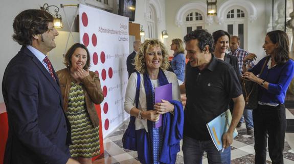 La secretaria general del PSOE y vicepresidenta de Cantabria, Eva Díaz Tezanos, ayer en un acto sobre violencia de género