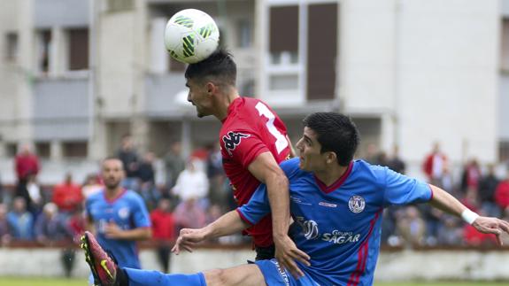 El Laredo cayó por 2-1 en Calahorra