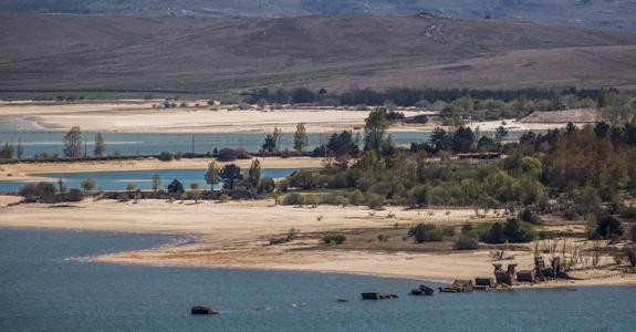 El Gobierno de Cantabria ha solicitado la captación de 7 hectómetros cúbicos de agua del pantano del Ebro.