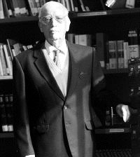 Eduardo Obregón, ex presidente del Parlamento regional, falleció ayer