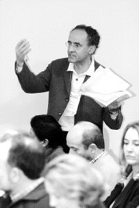 Juan González Bedoya encabezará la lista regional de Izquierda Unida
