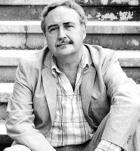 Vicente Molina Foix, Premio Nacional de Narrativa por 'El abrecartas'