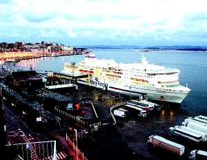 El premio Tejo de los campings de Cantabria, para el ferry
