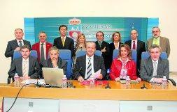 Marcano define su presupuesto como un «antídoto contra la crisis»