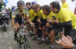 El Angliru corona a Cobo