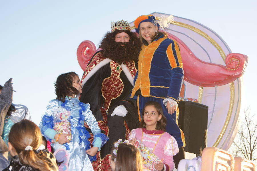 Fotos: Cabalgata de Reyes Magos de Arroyo de la Encomienda