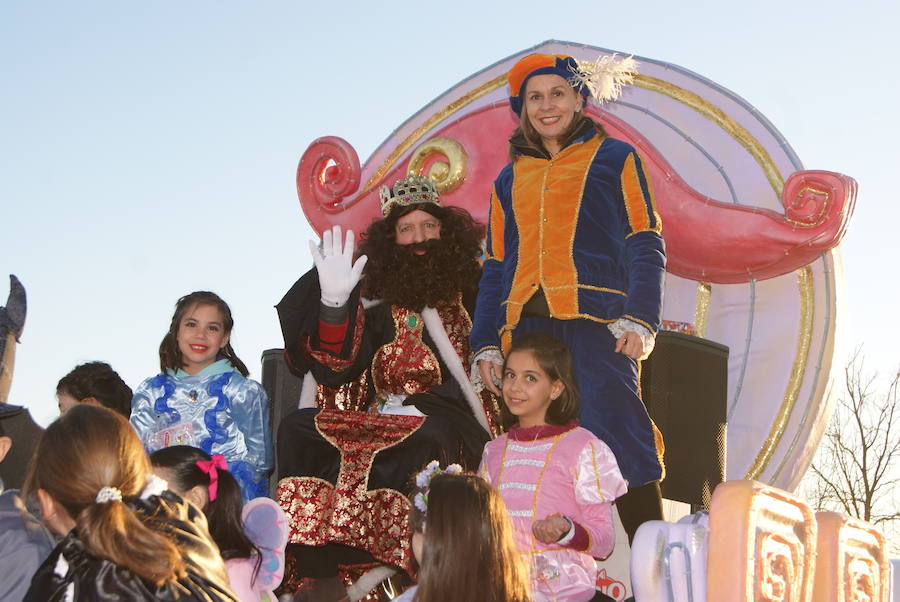 Fotos: Cabalgata de Reyes Magos de Arroyo de la Encomienda
