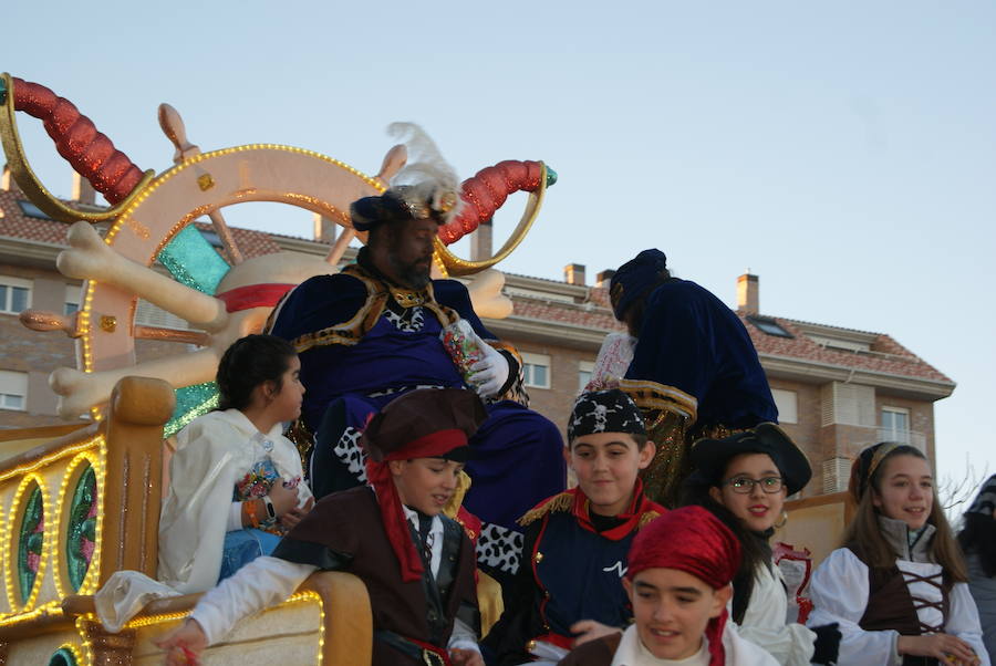 Fotos: Cabalgata de Reyes Magos de Arroyo de la Encomienda
