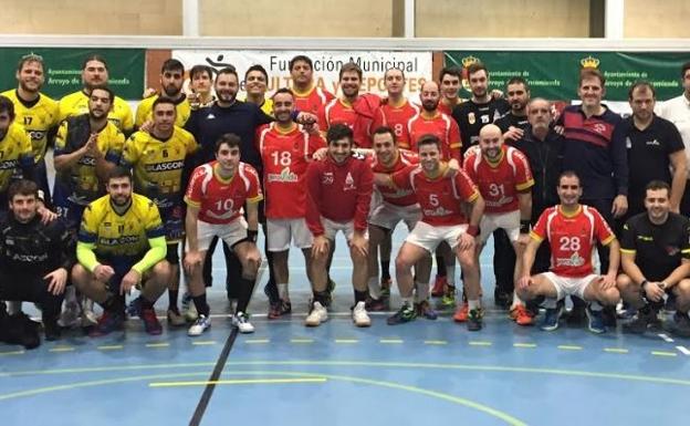 Jugadores de los tres equipos. 