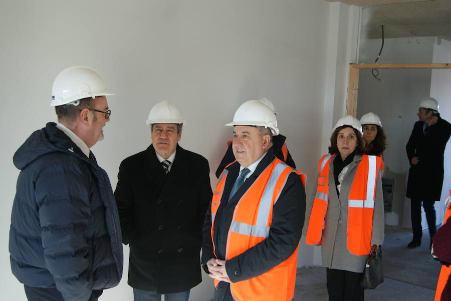 Fotos: Visita obras nuevo instituto de Arroyo