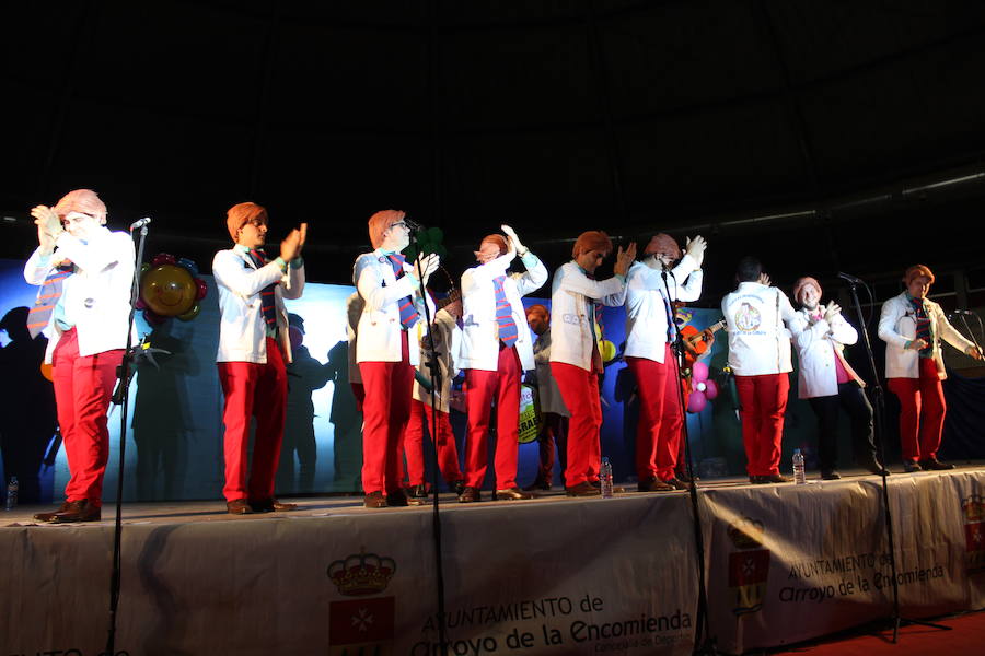 Fotos: Concurso chirigotas de Arroyo y comparsa gaditana