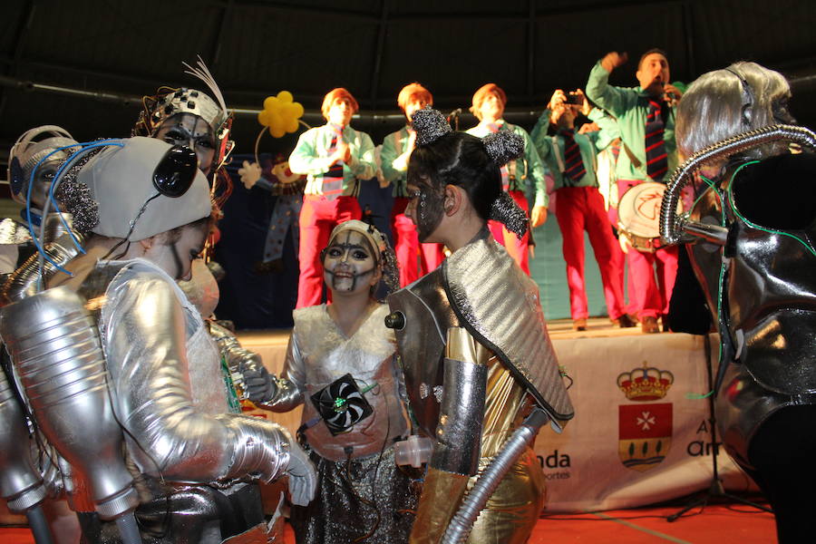 Fotos: Concurso chirigotas de Arroyo y comparsa gaditana