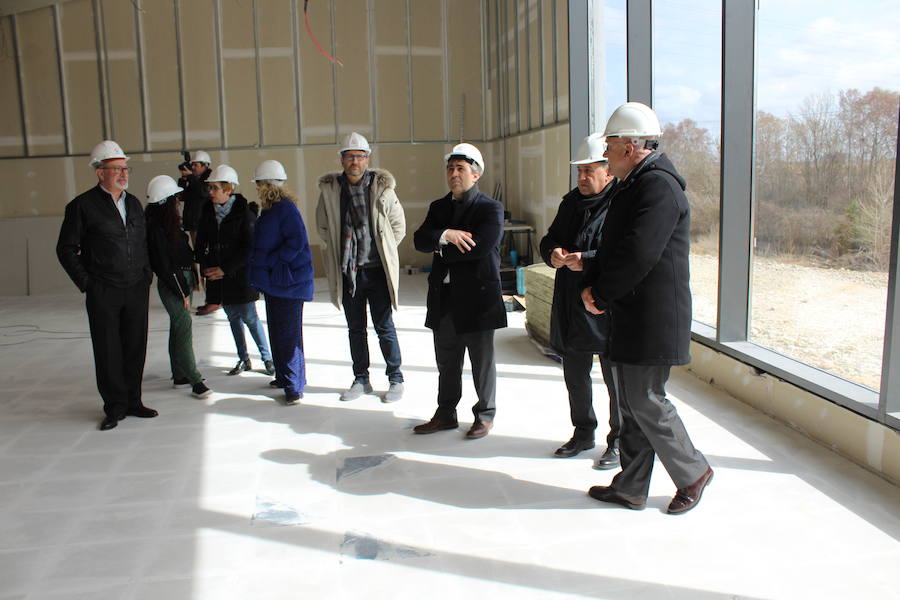 Fotos: Visita institucional a las obras de la Casa de la Música y el Teatro de Arroyo de la Encomienda