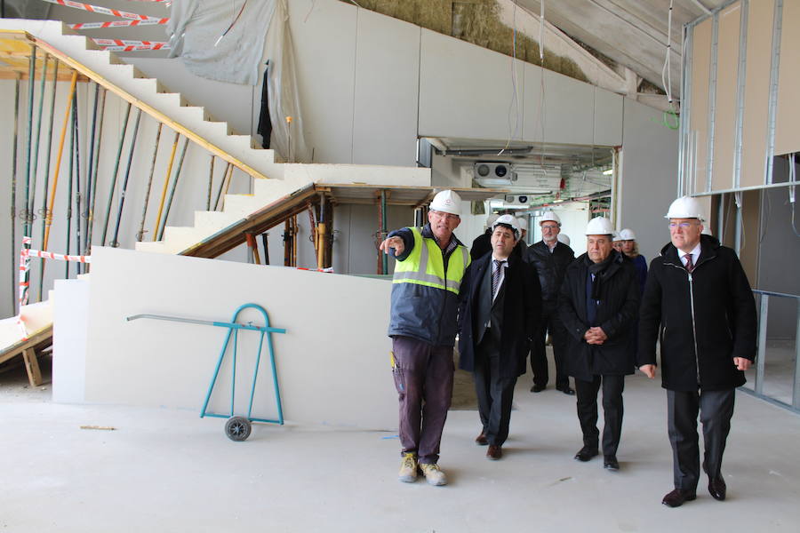 Fotos: Visita institucional a las obras de la Casa de la Música y el Teatro de Arroyo de la Encomienda