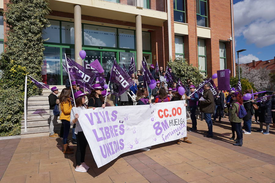 Fotos: Manifestación Día de la Mujer Trabajadora en Arroyo de la Encomienda