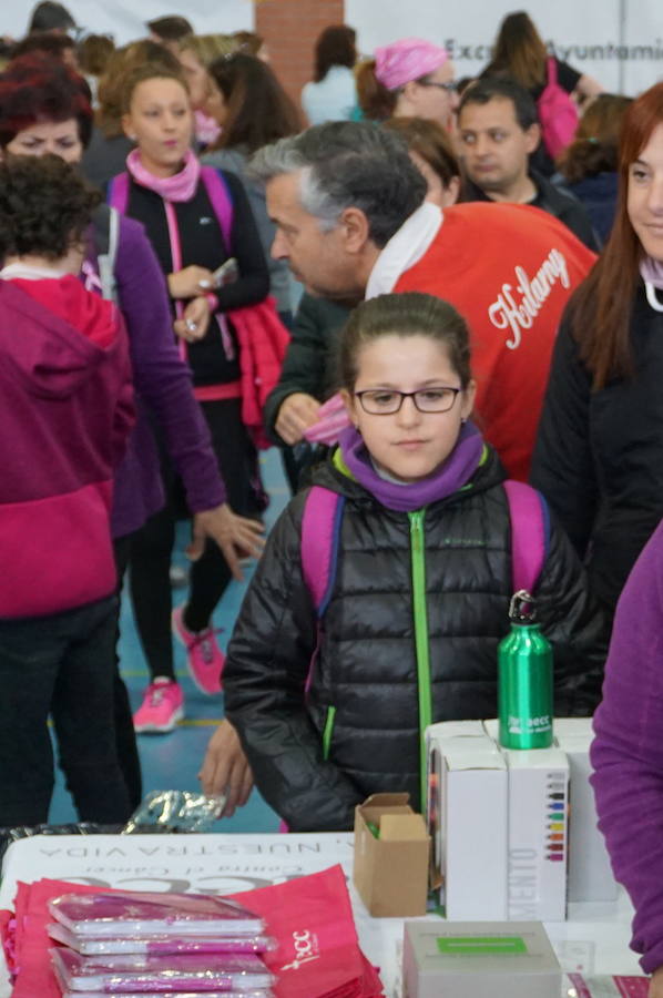 Fotos: VIII Marcha Solidaria contra el Cáncer de Arroyo de la Encomienda