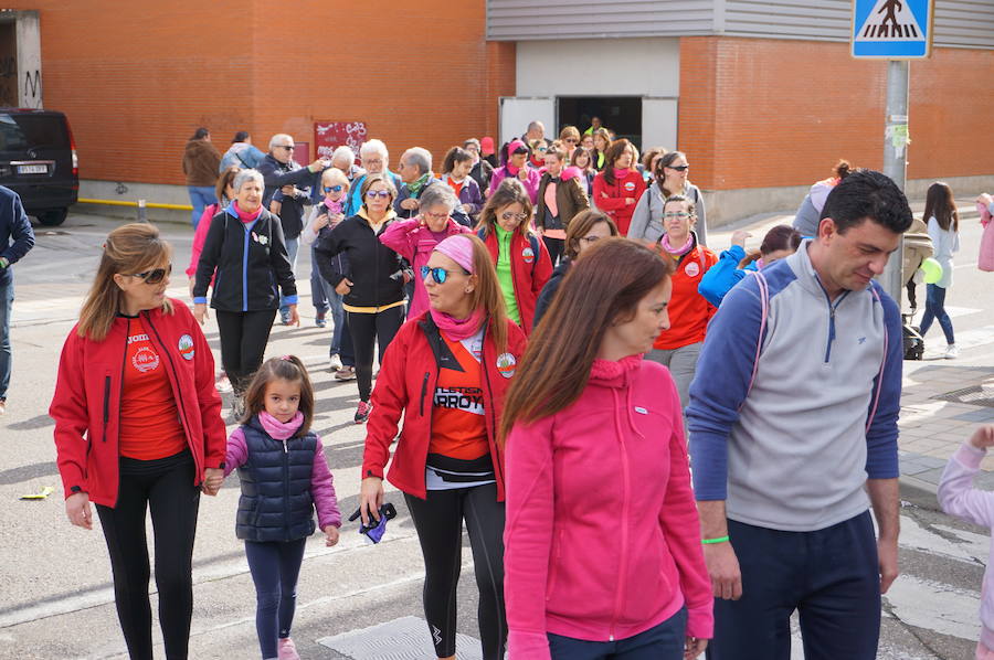 Fotos: VIII Marcha Solidaria contra el Cáncer de Arroyo de la Encomienda