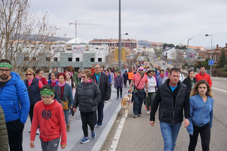 Fotos: VIII Marcha Solidaria contra el Cáncer de Arroyo de la Encomienda