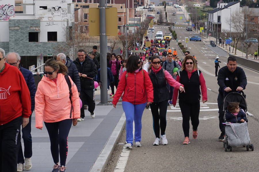 Fotos: VIII Marcha Solidaria contra el Cáncer de Arroyo de la Encomienda