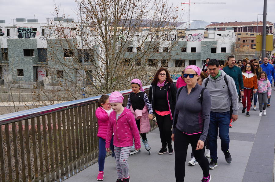 Fotos: VIII Marcha Solidaria contra el Cáncer de Arroyo de la Encomienda