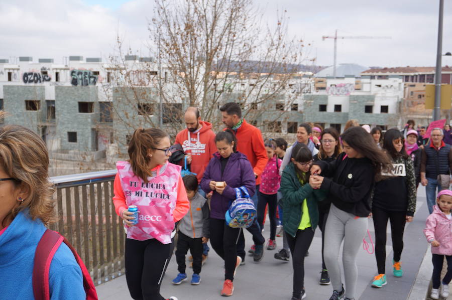 Fotos: VIII Marcha Solidaria contra el Cáncer de Arroyo de la Encomienda