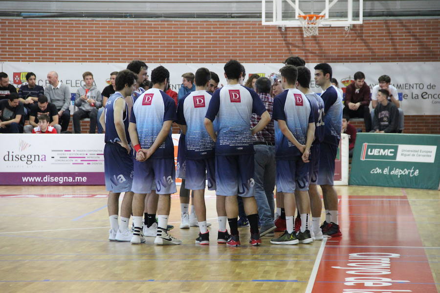 Fotos: Partido CB La Flecha- UVA derbi local baloncesto Liga EBA